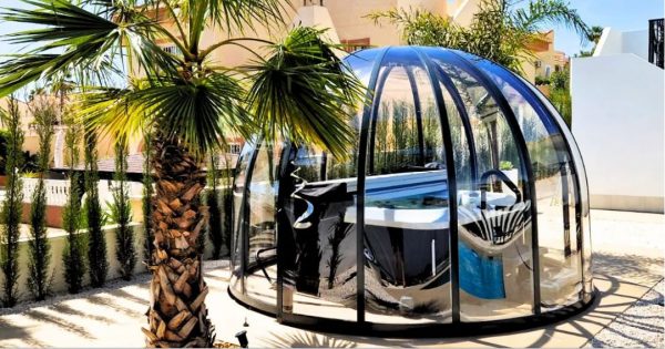 Abri Sfera – Dome panoramique pour spa